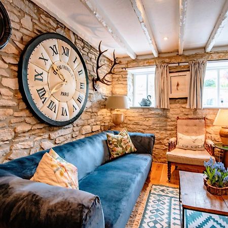 Cosy Little Hyde Cottage, 斯沃尼奇 外观 照片