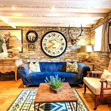 Cosy Little Hyde Cottage, 斯沃尼奇 外观 照片