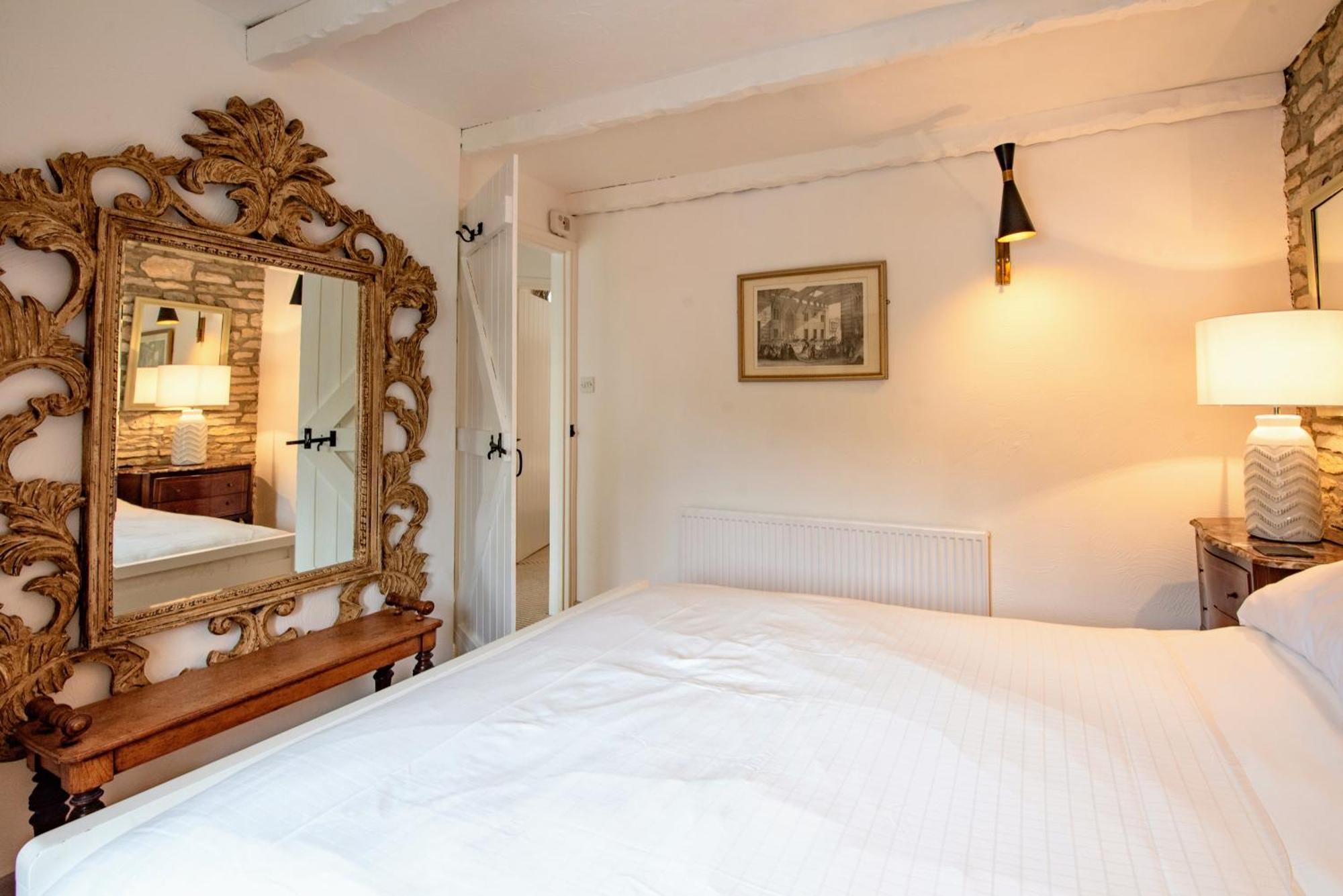 Cosy Little Hyde Cottage, 斯沃尼奇 外观 照片