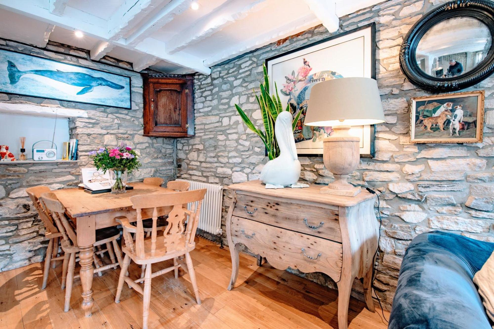 Cosy Little Hyde Cottage, 斯沃尼奇 外观 照片