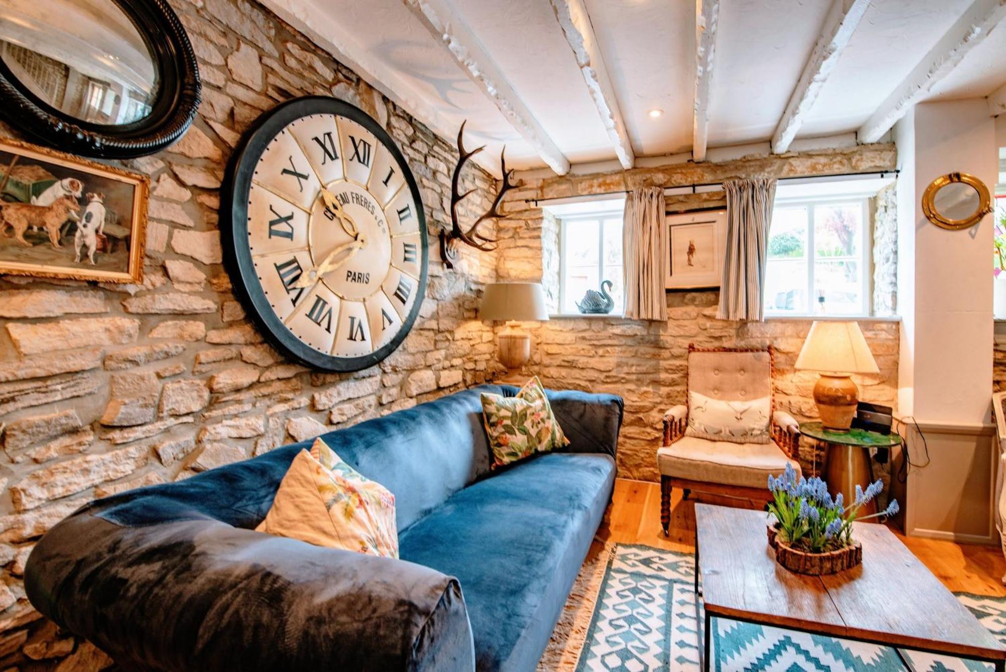 Cosy Little Hyde Cottage, 斯沃尼奇 外观 照片