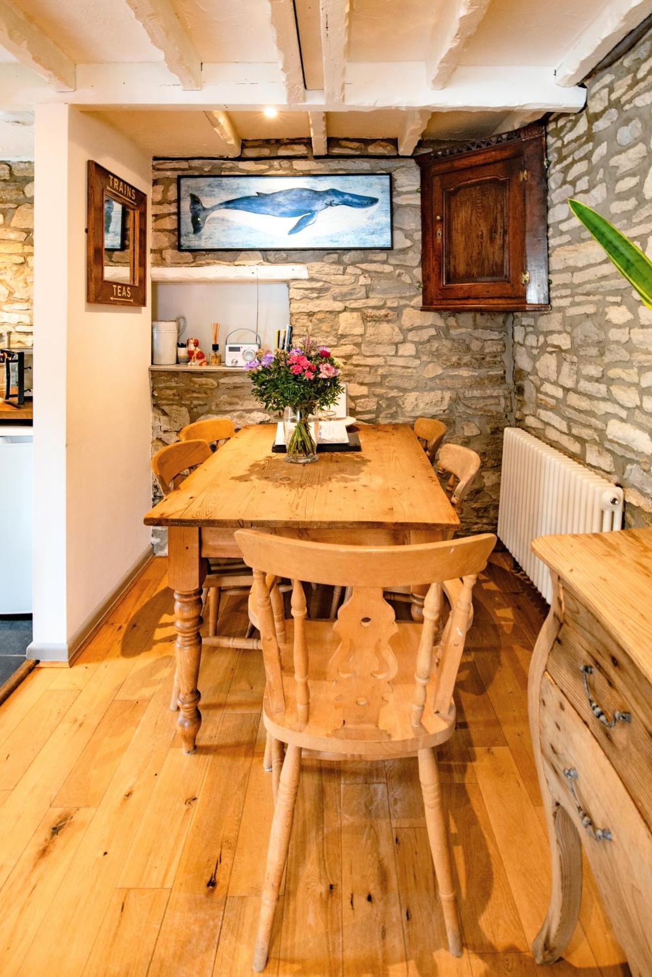 Cosy Little Hyde Cottage, 斯沃尼奇 外观 照片